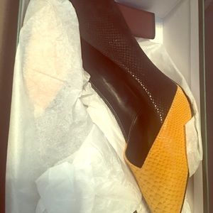 Lori Goldstein Kate Pump Brand new!